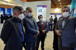 بازدید جمعی از مدیران استان مرکزی از نمایشگاه توانمندی و دستاوردهای جهاددانشگاهی