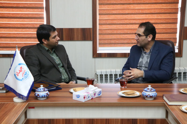 قابلیت تحقق اهداف طرفین در تعامل موثر جهاد دانشگاهی و بنیاد نخبگان/نگذاریم نخبگان از چرخه خدمت به کشور خارج شوند