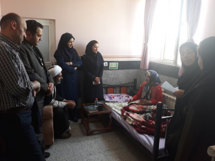 دیدار مسئولین جهاد دانشگاهی استان مرکزی با مادر شهید سیروس واشقانی فراهانی