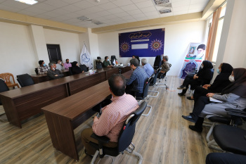 نشست هم‌ اندیشی سرپرست جهاددانشگاهی استان مرکزی با کارکنان