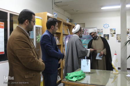 مراسم رونمایی و نقد و بررسی کتاب«مدرسه کلامی قم»