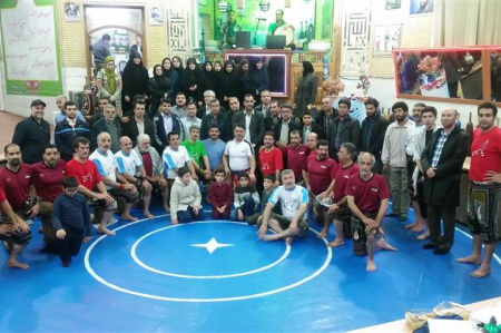 بازدید دانشجویان مرکز آموزش علمی کاربردی جهاددانشگاهی اراک از زورخانه متقین