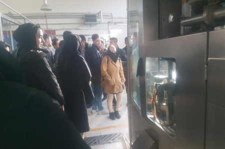 بازدید دانشجویان مرکز علمی کاربردی جهاددانشگاهی اراک از شرکت صنایع لبنی اراک