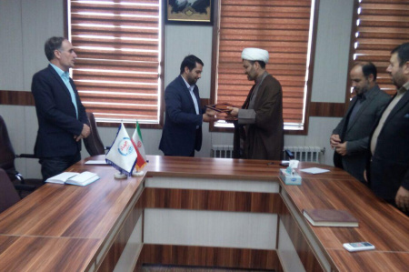انعقاد تفاهم نامه همکاری بین جهاددانشگاهی استان مرکزی ودانشگاه ادیان و مذاهب