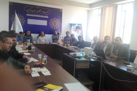 کارگاه آموزشی سیستم های ردیابی خودرو و سامانه هوشمند مدیریت و پایش پارمترهای محیطی برگزار شد