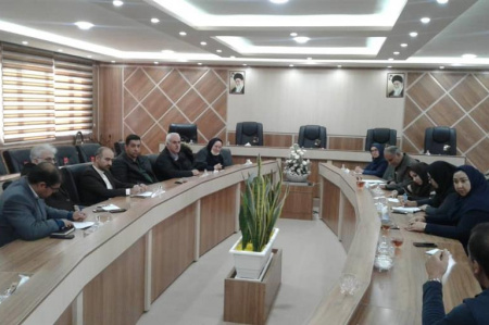 نشست پیشرانان گیاهان دارویی در اداره کل منابع طبیعی استان مرکزی