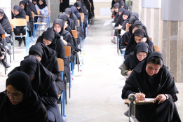 دومین روز آزمون استخدامی وزارت آموزش و پرورش/ جهاددانشگاهی استان مرکزی