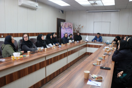 برگزاری نشست صمیمانه سرپرست جهاددانشگاهی استان مرکزی با بانوان جهادگر