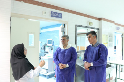 بازدید معاون استاندار مرکزی از مرکز فوق تخصصی درمان ناباروری جهاددانشگاهی