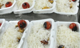 توزیع ۱۰۰ پرس غذای گرم توسط هیات صاحب الزمان(عج) جهاددانشگاهی استان مرکزی