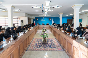 برگزاری نشست بانوان فعال در عرصه مدیریتی استان مرکزی/ تقدیر از معاونان آموزشی و پژوهشی جهاددانشگاهی