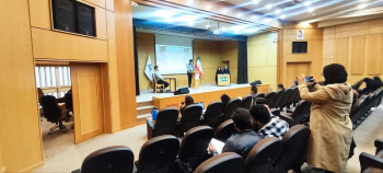 تصویر | جدول زمانی اولین روز مسابقات ملی "مناظره دانشجویی" در استان مرکزی